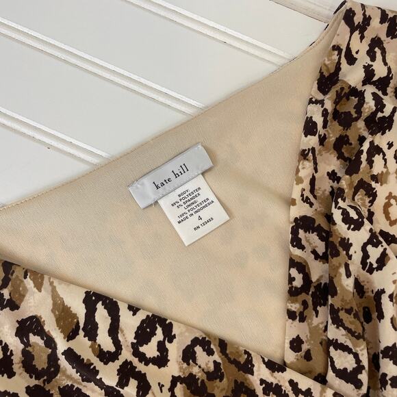 Kate Hill Women’s Leopard Print Ruched Cap Sleeve Mini Sheath Dress Size 4 - Picture 4 of 6